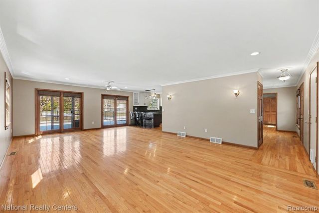 515 E Dawson Road, Milford, MI 48381