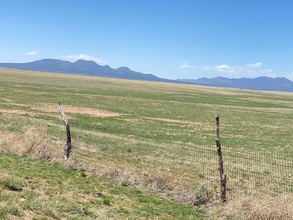 210 Judy Kay Road, Stanley, NM 87056