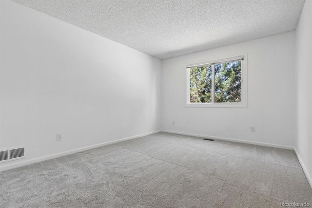 8040 E Dartmouth Avenue 9, Denver, CO 80231