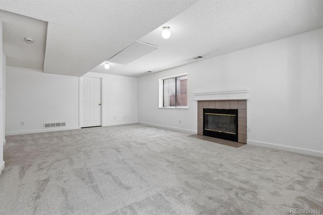 8040 E Dartmouth Avenue 9, Denver, CO 80231