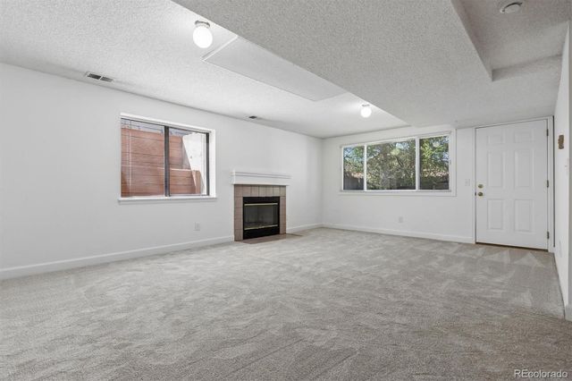 8040 E Dartmouth Avenue 9, Denver, CO 80231