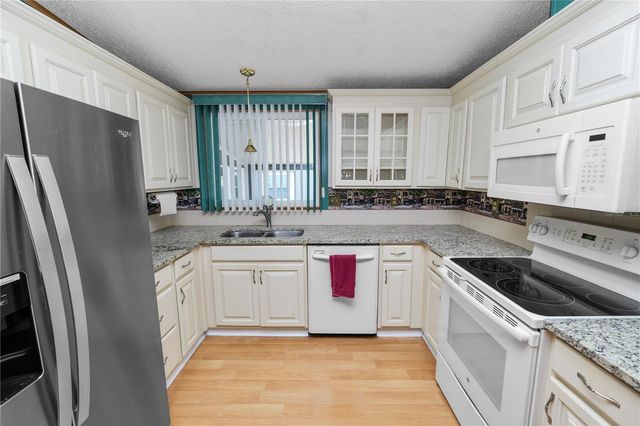 1706 FOX HILL DRIVE, Lakeland, FL 33810