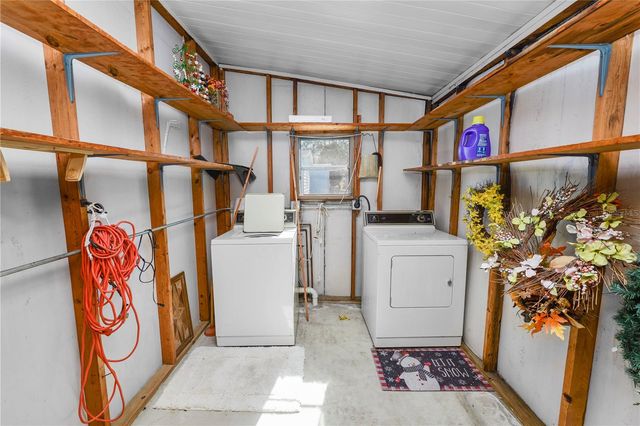 1706 FOX HILL DRIVE, Lakeland, FL 33810