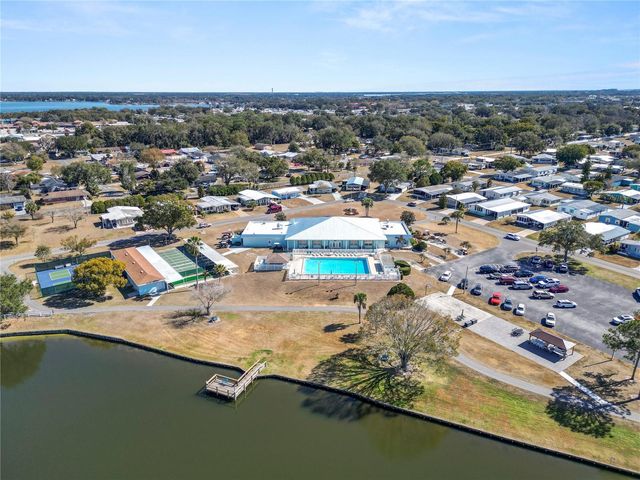 1706 FOX HILL DRIVE, Lakeland, FL 33810