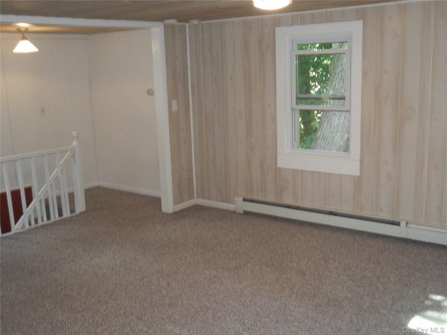 28 Strawtown Road, West Nyack, NY 10994