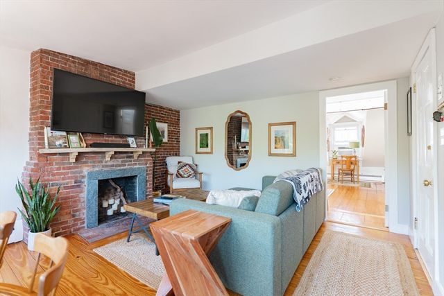 21 Harvard St 4, Boston, MA 02129