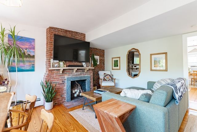 21 Harvard St 4, Boston, MA 02129