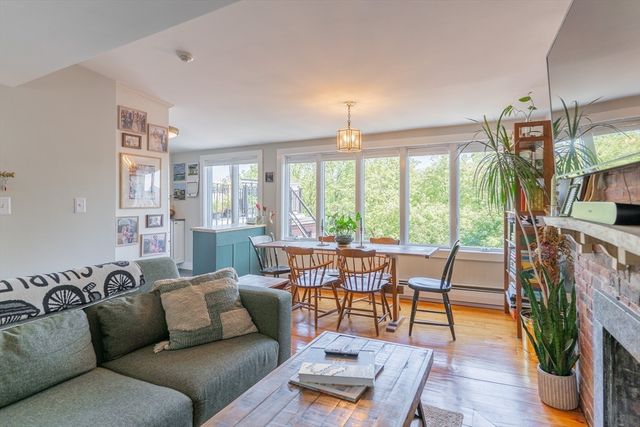 21 Harvard St 4, Boston, MA 02129