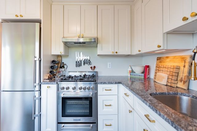 21 Harvard St 4, Boston, MA 02129
