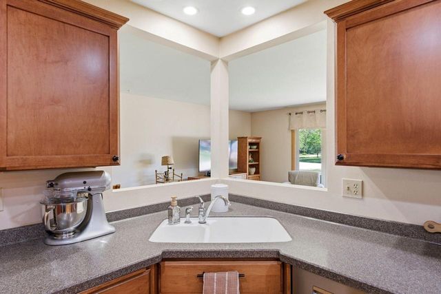 4455 N 143rd STREET, Brookfield, WI 53005