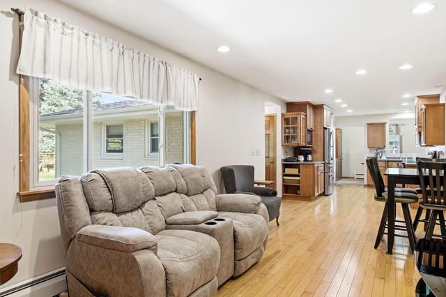 4455 N 143rd STREET, Brookfield, WI 53005