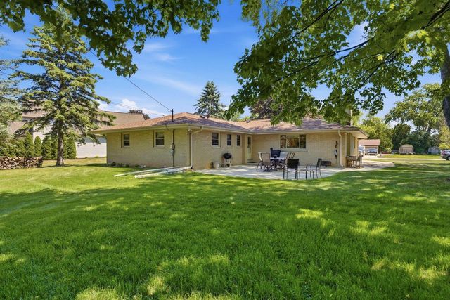 4455 N 143rd STREET, Brookfield, WI 53005