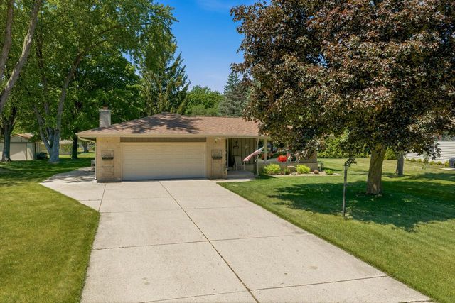 4455 N 143rd STREET, Brookfield, WI 53005