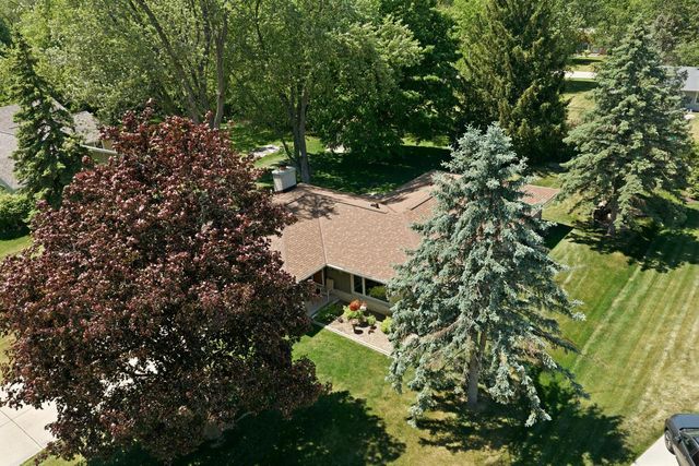 4455 N 143rd STREET, Brookfield, WI 53005