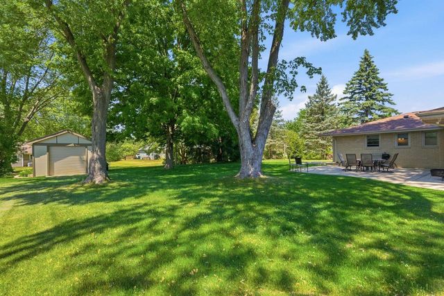 4455 N 143rd STREET, Brookfield, WI 53005