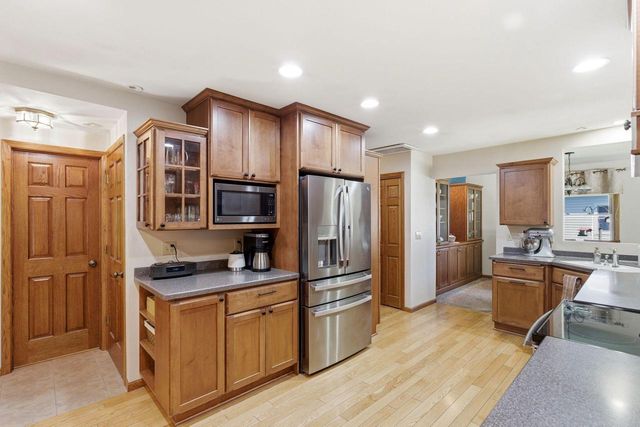 4455 N 143rd STREET, Brookfield, WI 53005