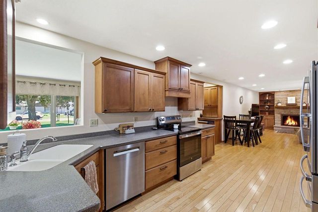 4455 N 143rd STREET, Brookfield, WI 53005