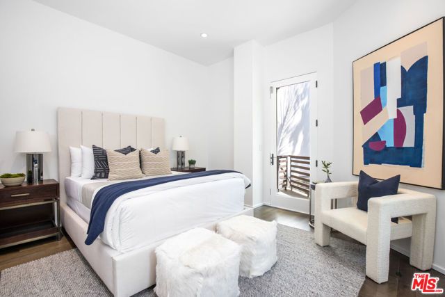 1642 Lindacrest Drive, Beverly Hills, CA 90210