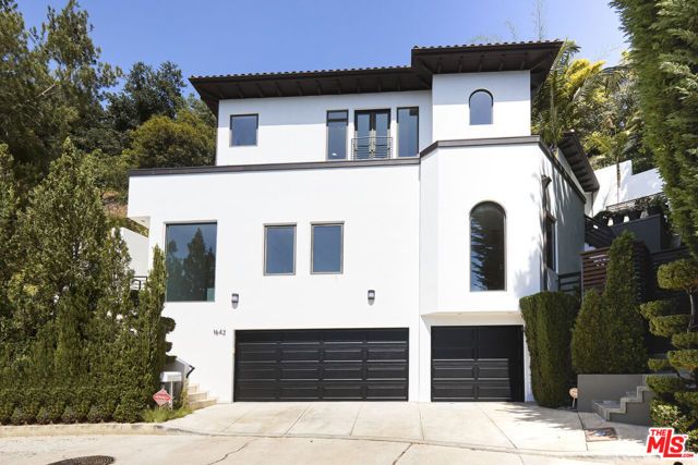 1642 Lindacrest Drive, Beverly Hills, CA 90210