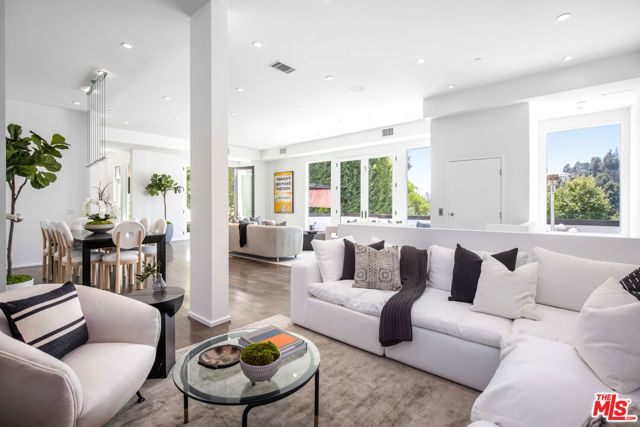 1642 Lindacrest Drive, Beverly Hills, CA 90210