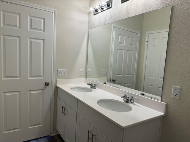 86 Pacific Loon ST, Leander, TX 78642