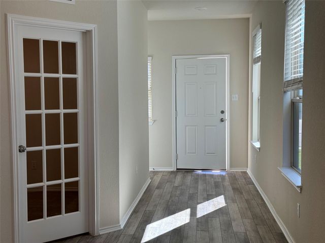 86 Pacific Loon ST, Leander, TX 78642