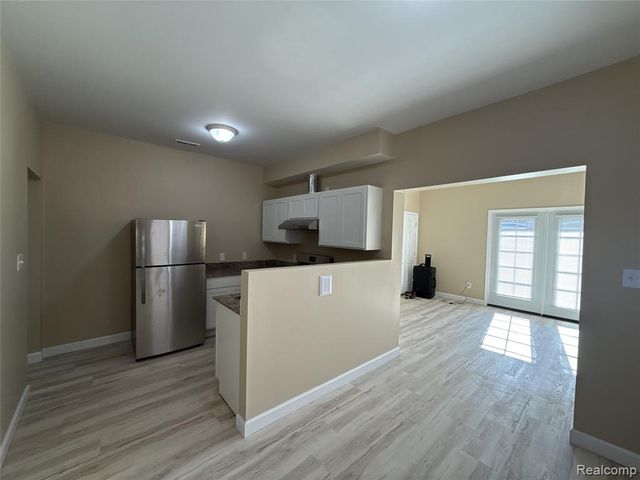 1614 W Euclid Street, Detroit, MI 48206