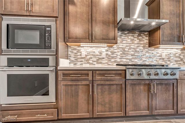 6312 Waking Moon Circle, Las Vegas, NV 89131