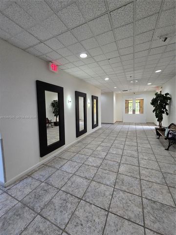 900 NE 195th Street 709, Miami, FL 33179