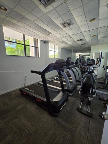 900 NE 195th Street 709, Miami, FL 33179