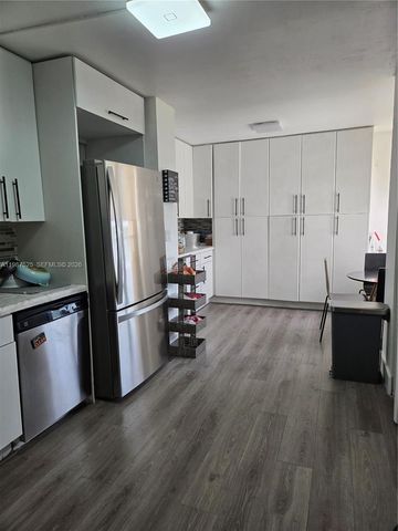 900 NE 195th Street 709, Miami, FL 33179