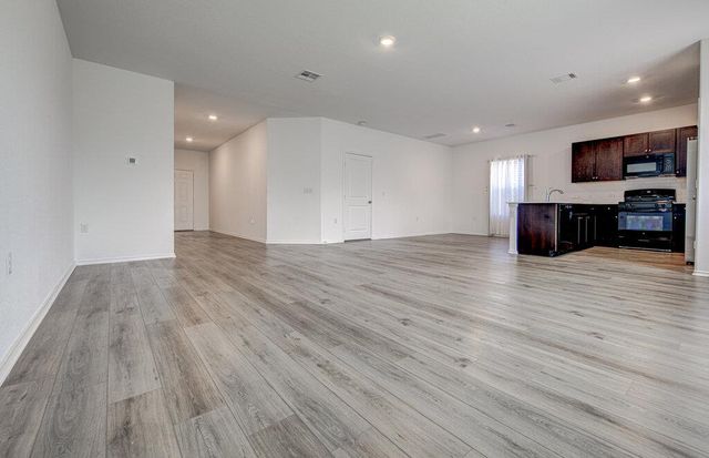 2704 Shimsham DR, Pflugerville, TX 78660