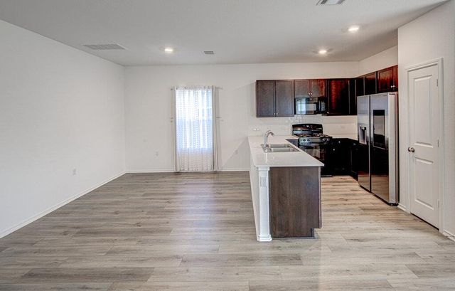 2704 Shimsham DR, Pflugerville, TX 78660