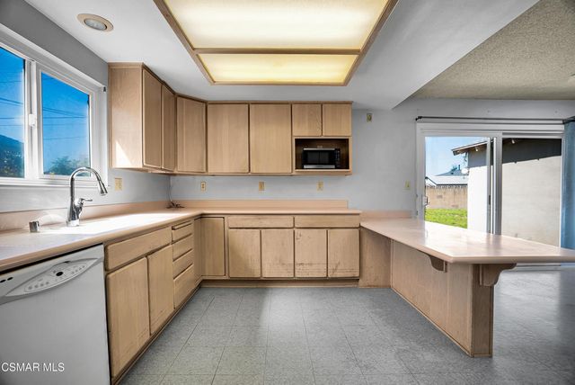 2169 Sanchez Drive, Camarillo, CA 93010