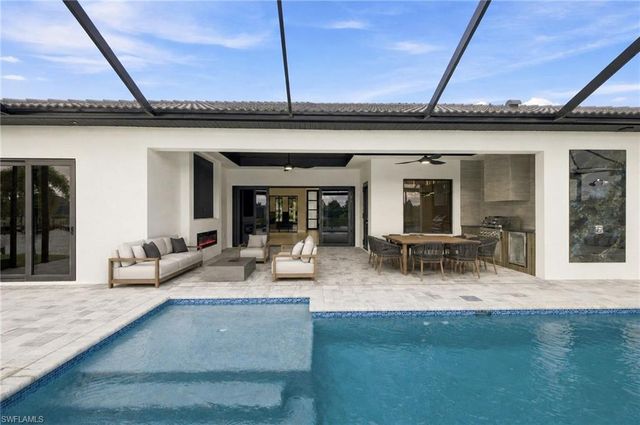 2517 SW 38th ST, Cape Coral, FL 33914