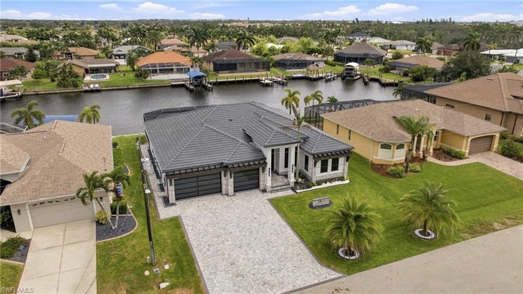 2517 SW 38th ST, Cape Coral, FL 33914