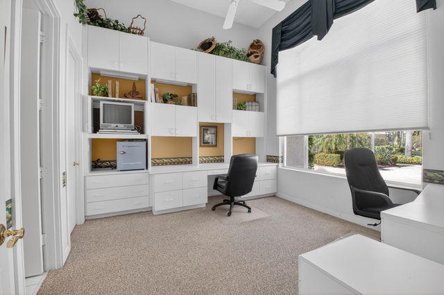 21650 Frontenac Court, Boca Raton, FL 33433