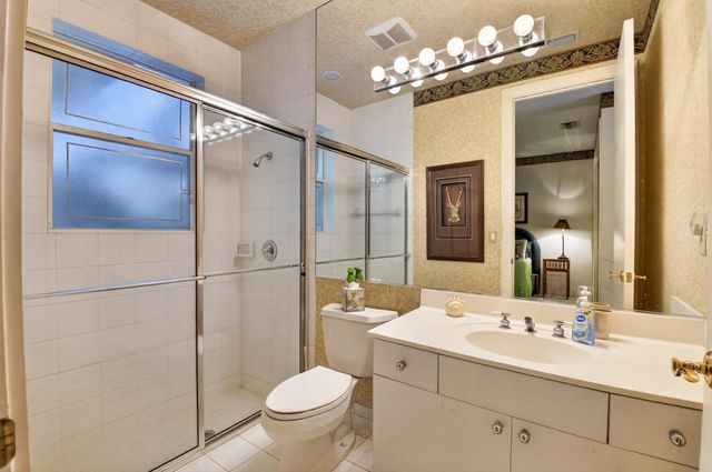 21650 Frontenac Court, Boca Raton, FL 33433