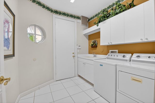 21650 Frontenac Court, Boca Raton, FL 33433