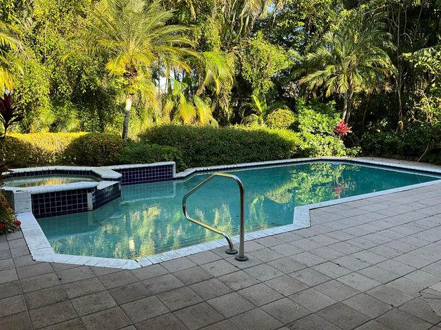 21650 Frontenac Court, Boca Raton, FL 33433