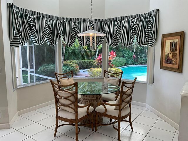 21650 Frontenac Court, Boca Raton, FL 33433