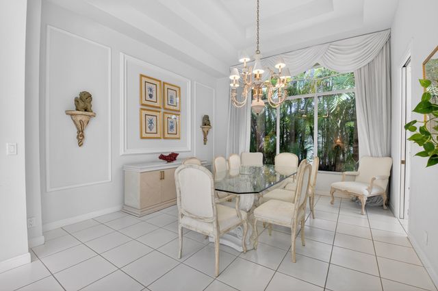 21650 Frontenac Court, Boca Raton, FL 33433