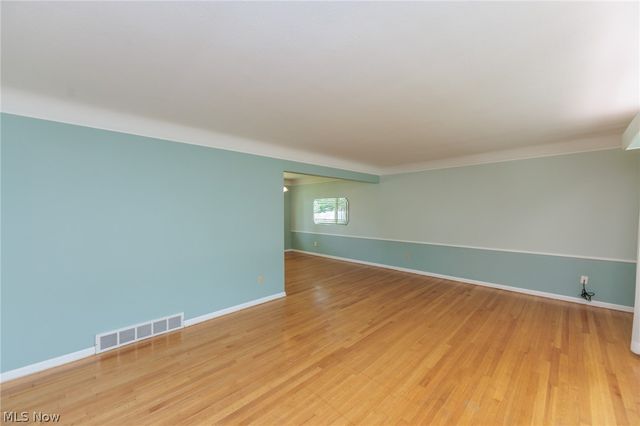 7601 Green Valley Drive, Parma, OH 44134