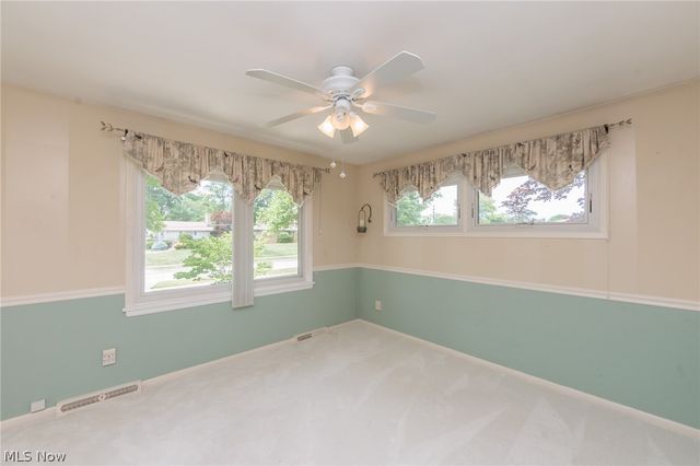 7601 Green Valley Drive, Parma, OH 44134