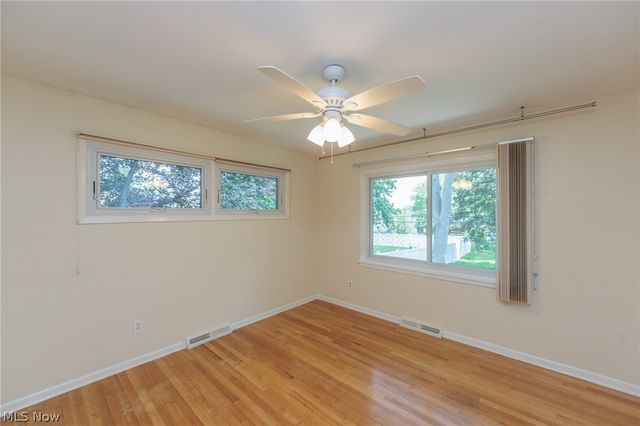 7601 Green Valley Drive, Parma, OH 44134