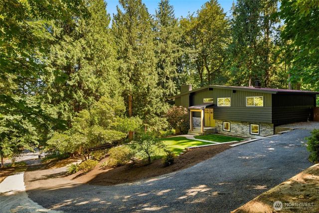 19035 SE 56th Street, Issaquah, WA 98027
