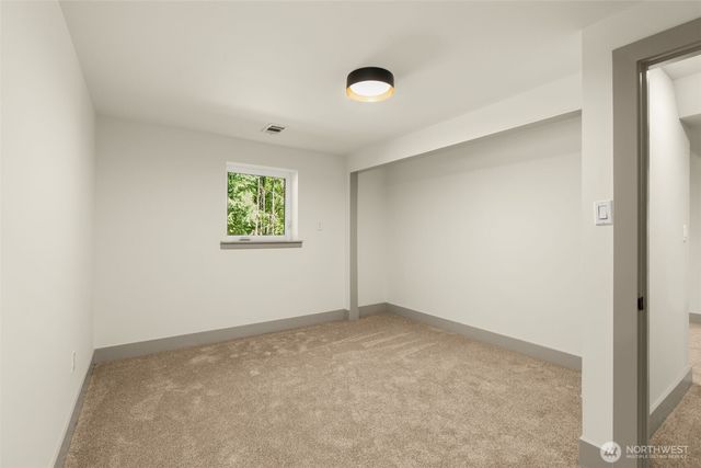 19035 SE 56th Street, Issaquah, WA 98027