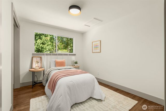 19035 SE 56th Street, Issaquah, WA 98027
