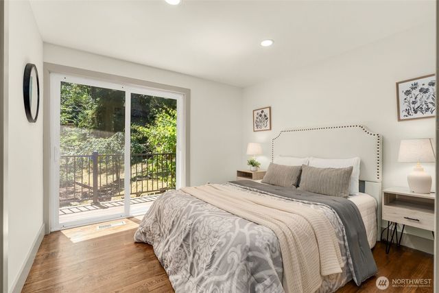 19035 SE 56th Street, Issaquah, WA 98027