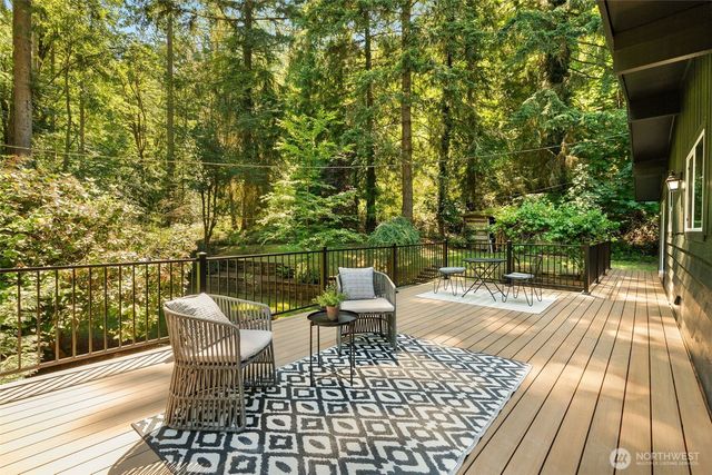19035 SE 56th Street, Issaquah, WA 98027